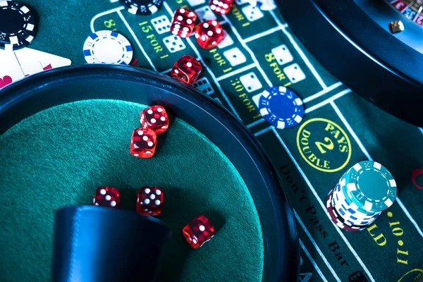 Live dealer table with multiple camera angles